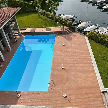 Διαμέρισμα Serenity Lierna